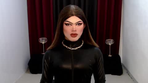 Snapshot of shanex01 chatting on March 8, 2025, 10:11 am Shane X online show from March 8, 2025, 10:11 am