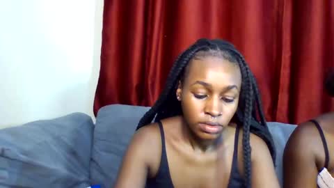 shania_sleigh online show from April 1, 2026, 1:41 pm