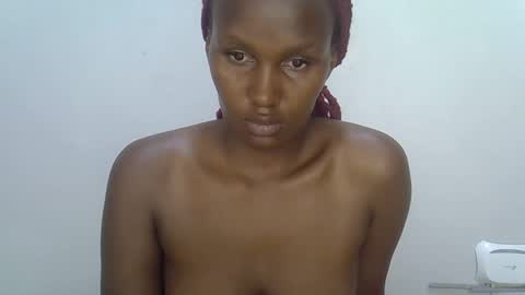 shanizz online show from May 12, 2026, 4:09 am