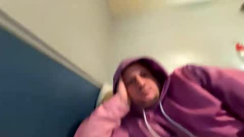 Snapshot of shankzilla chatting on November 11, 2025, 2:33 am shankzilla online show from November 11, 2025, 2:33 am