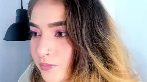 Shanntal  online show from October 9, 2025, 7:56 pm