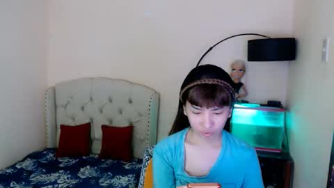 SHANTA FOX  s online show from March 22, 2026, 12:47 am