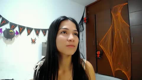 maria online show from October 21, 2025, 2:07 pm