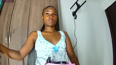 shantall_ebony1 online show from September 24, 2025, 8:17 am