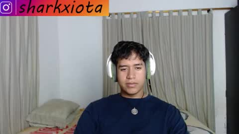 Snapshot of sharky_g chatting on February 23, 2026, 3:59 am Frqnko online show from February 23, 2026, 3:59 am