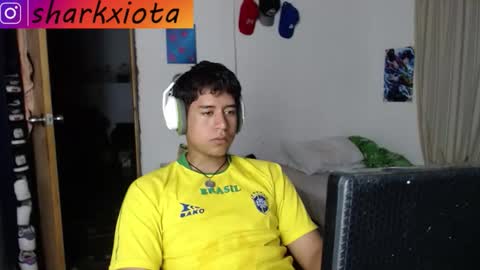 Snapshot of sharky_g chatting on March 2, 2026, 11:17 am Frqnko online show from March 2, 2026, 11:17 am