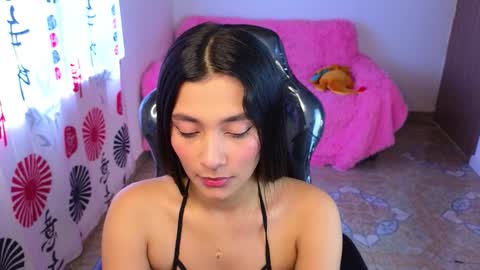 Snapshot of sharlott_pamela chatting on November 8, 2025, 4:51 pm Pamela online show from November 8, 2025, 4:51 pm