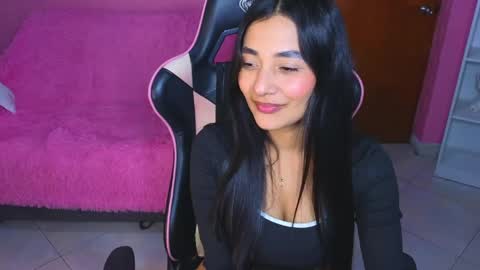 Pamela online show from April 18, 2026, 10:32 pm