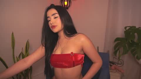 Snapshot of sharlotte_evanns chatting on February 14, 2026, 7:32 pm Sharlotte online show from February 14, 2026, 7:32 pm