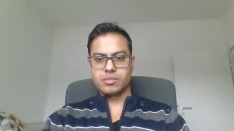 Snapshot of sharmamanxyz chatting on February 4, 2025, 10:32 am sharmamanxyz online show from February 4, 2025, 10:32 am