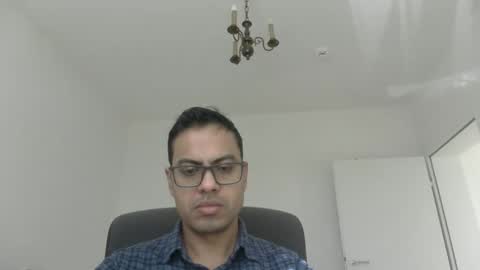 Snapshot of sharmamanxyz chatting on March 11, 2025, 9:45 am sharmamanxyz online show from March 11, 2025, 9:45 am