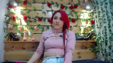 Snapshot of sharol_heart_ chatting on March 7, 2025, 4:24 am Sharol online show from March 7, 2025, 4:24 am