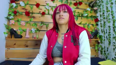 Snapshot of sharol_heart_ chatting on October 5, 2025, 4:22 am Sharol online show from October 5, 2025, 4:22 am