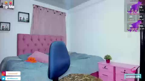 Jessica       independent model  online show from September 28, 2025, 12:27 am