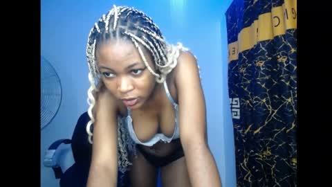 Snapshot of sharonlove8 chatting on June 2, 2026, 4:58 am sharon online show from June 2, 2026, 4:58 am