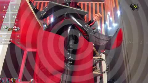 Snapshot of sharoon_gold chatting on February 10, 2025, 10:51 pm Your mistress Sharon  online show from February 10, 2025, 10:51 pm