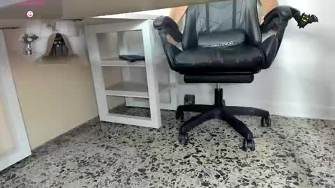 Your mistress Sharon  online show from February 6, 2026, 8:23 pm