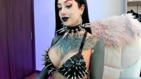 Antonia online show from January 18, 2025, 2:44 pm