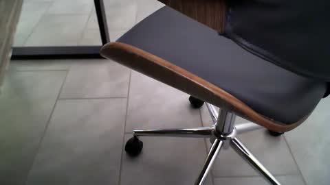 shaved4good online show from December 31, 2024, 6:57 pm