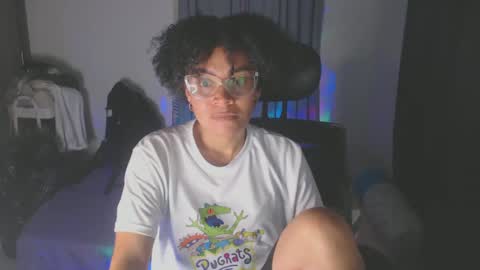 Snapshot of shayna_cute chatting on February 14, 2025, 3:22 am Shayna online show from February 14, 2025, 3:22 am