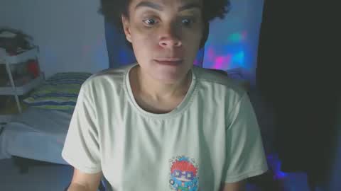 Snapshot of shayna_cute chatting on March 8, 2025, 10:00 am Shayna online show from March 8, 2025, 10:00 am