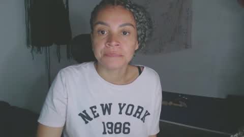 Shayna online show from April 10, 2026, 11:31 pm