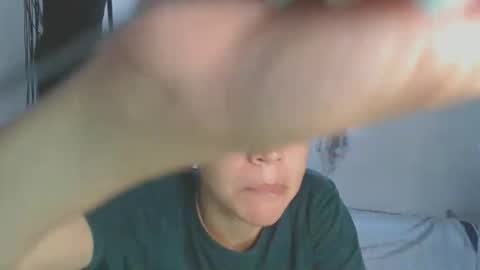 Shayna online show from April 19, 2026, 9:06 pm