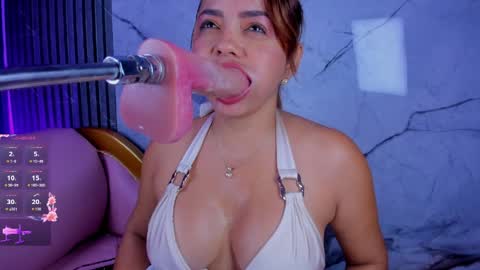 shayra_boobs2 online show from April 7, 2026, 10:26 am