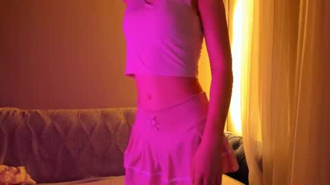 Anny online show from July 3, 2026, 6:47 pm
