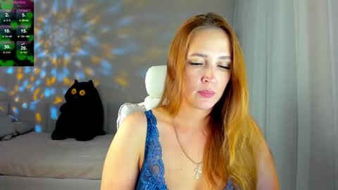 she_wolf1 online show from May 21, 2026, 2:13 pm