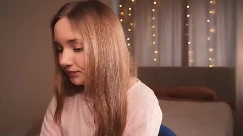 shebuny online show from March 23, 2026, 4:27 am