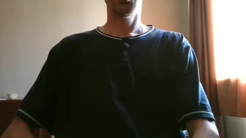 Snapshot of shedevr02 chatting on October 18, 2025, 8:15 am Roger online show from October 18, 2025, 8:15 am