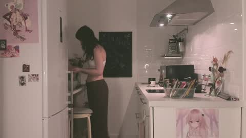 Snapshot of sheeny_shy chatting on December 21, 2024, 9:36 pm Chiara online show from December 21, 2024, 9:36 pm