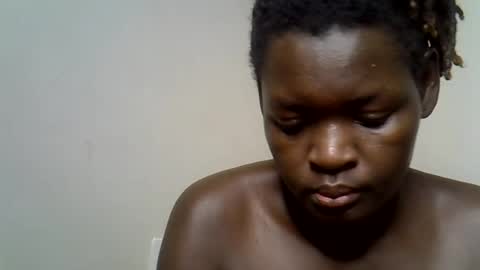 shees_sweet online show from June 25, 2026, 7:18 pm
