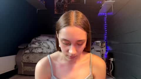 Snapshot of sheilaoverson chatting on April 16, 2026, 9:43 am sheilaoverson online show from April 16, 2026, 9:43 am