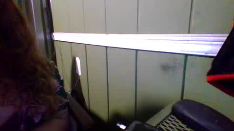 Snapshot of shelbyannn chatting on November 30, 2025, 3:10 am Red online show from November 30, 2025, 3:10 am