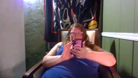 Red online show from April 22, 2026, 4:26 am