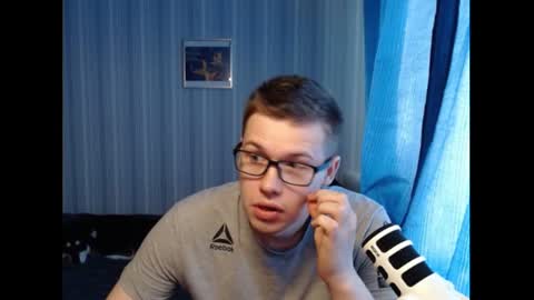 Snapshot of sheldon_music chatting on July 17, 2026, 11:17 am Sheldon online show from July 17, 2026, 11:17 am