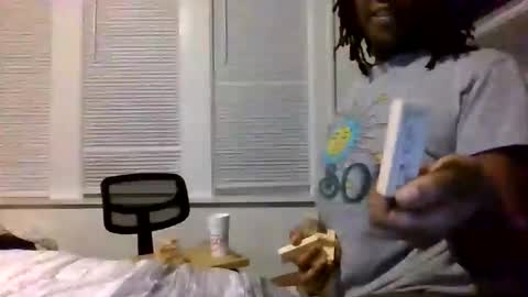 Snapshot of shelikes2play412 chatting on February 20, 2026, 11:11 am Aquarius69 online show from February 20, 2026, 11:11 am