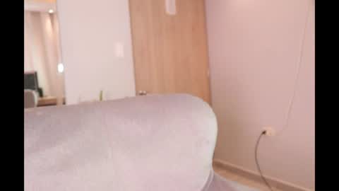 Snapshot of shell_1 chatting on July 18, 2026, 12:59 am S H E L L online show from July 18, 2026, 12:59 am
