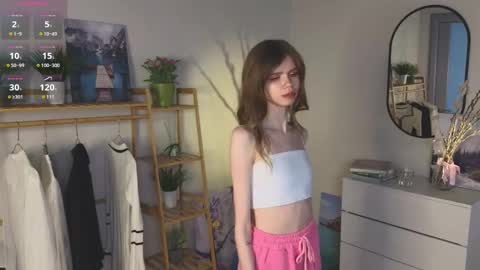 Snapshot of shelleyborom chatting on March 8, 2025, 7:05 am Sofia online show from March 8, 2025, 7:05 am