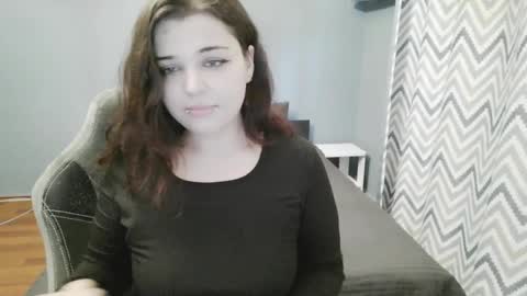 sheril_belton online show from October 10, 2025, 1:32 pm