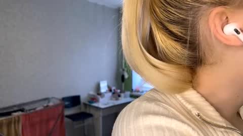 sherleychamblin online show from March 11, 2026, 1:39 pm