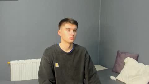 Max online show from November 11, 2025, 6:41 pm