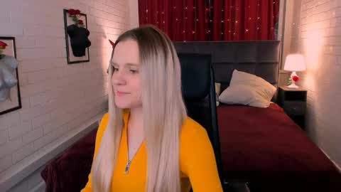 Snapshot of sherributlers chatting on May 20, 2026, 5:24 am Sweet Sherri online show from May 20, 2026, 5:24 am