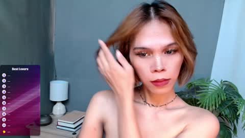 Snapshot of shes_notme chatting on December 21, 2025, 2:41 am Lana But you can spell it backwards online show from December 21, 2025, 2:41 am