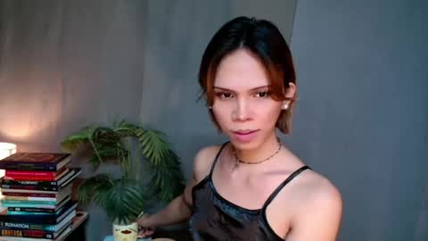Snapshot of shes_notme chatting on April 11, 2026, 10:08 am Lana But you can spell it backwards online show from April 11, 2026, 10:08 am