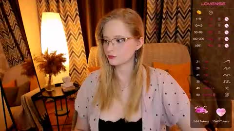 Hello guys my name is Aemilia online show from October 13, 2025, 8:03 am