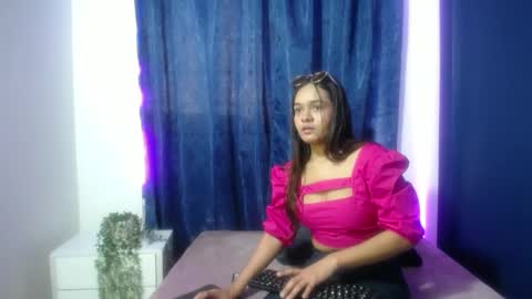Melissa online show from September 24, 2025, 2:20 pm