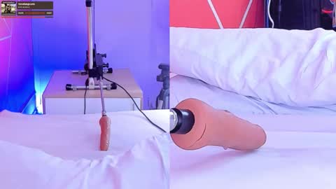    online show from November 20, 2025, 10:53 pm